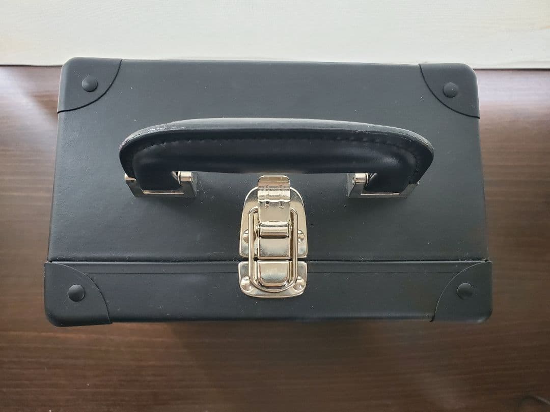 shu uemura セーラームーン メイクアップボックス