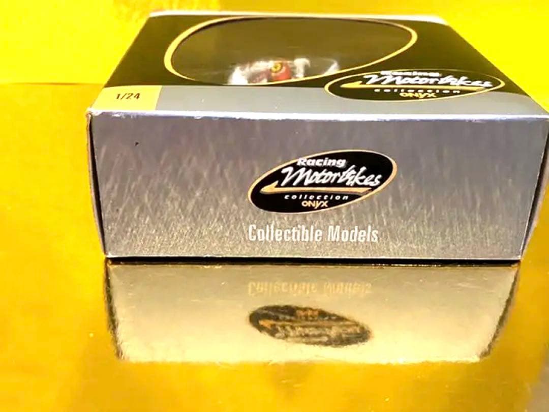 絶版限定スズキRGV500#34ケビン.シュワンツモデル未展示品☆1/24