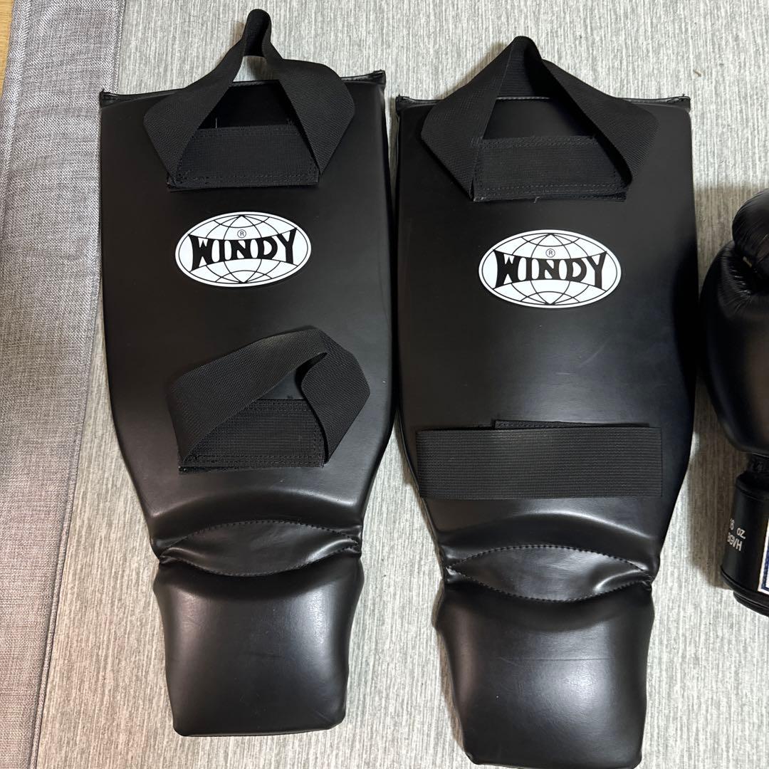 ボクシンググローブレッグガードセットwindy