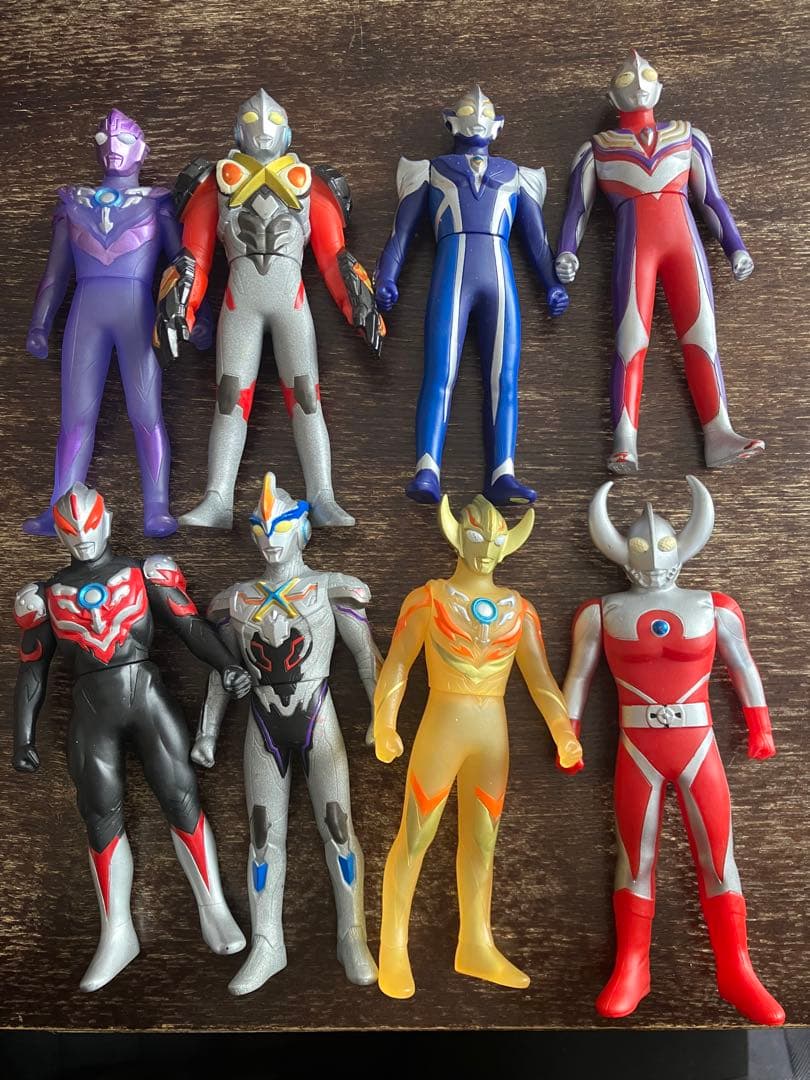 ウルトラマンフィギュアセット多数　42体
