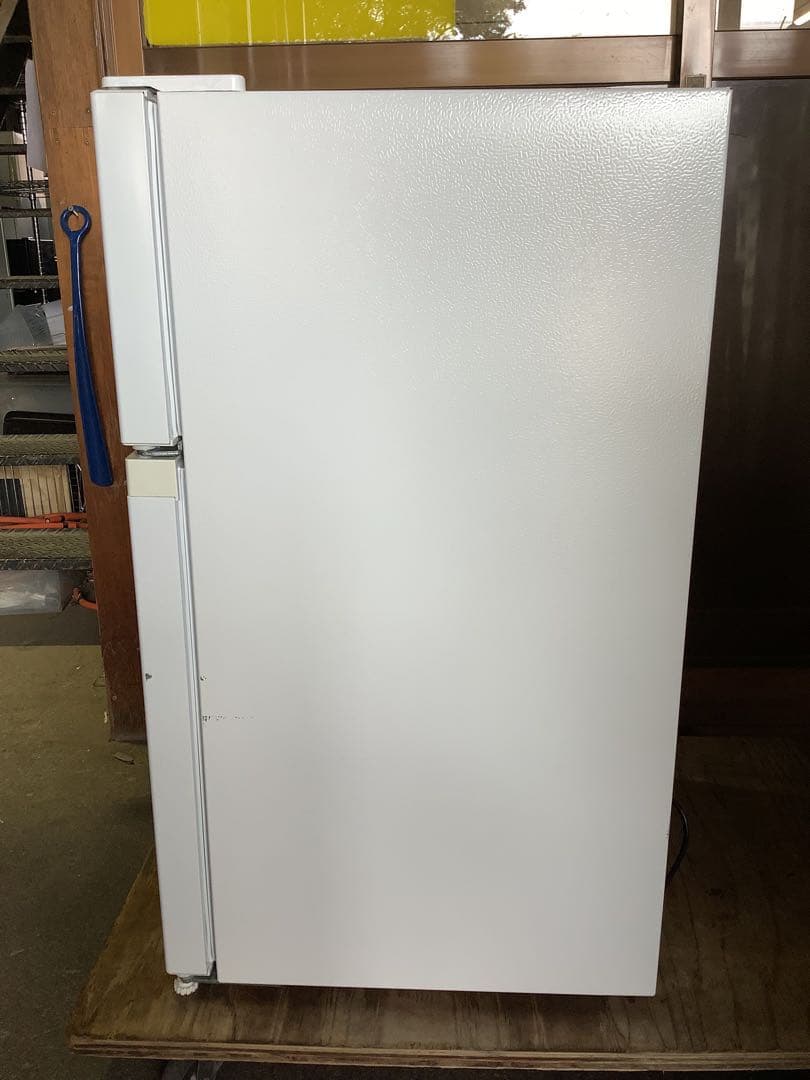 【mochan_ 】2ドア冷蔵庫 PRC-B092D-W 87L 21年製