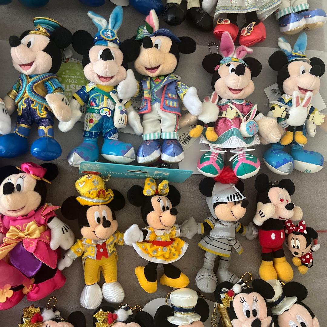 ディズニーリゾート　ミッキー　ミニー　ぬいぐるみバッジ