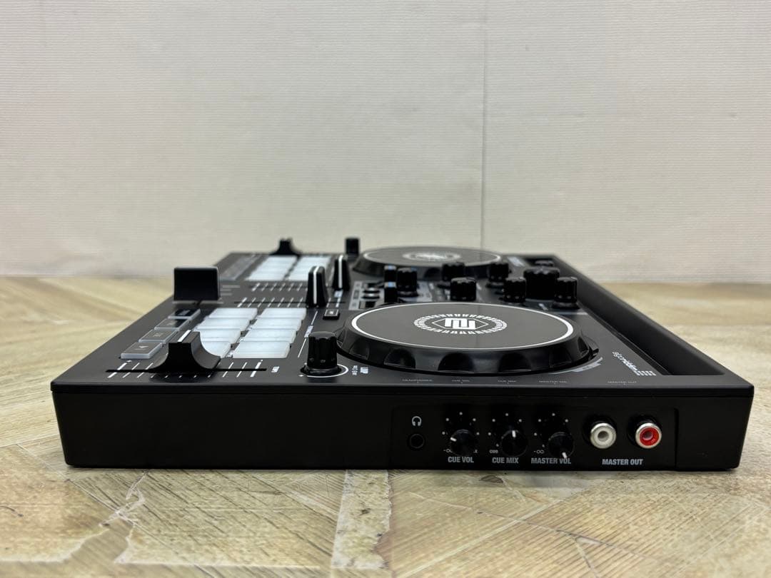 Reloop Buddy DJコントローラー Compact 2-Deck｜Amazon.com: Reloop 2