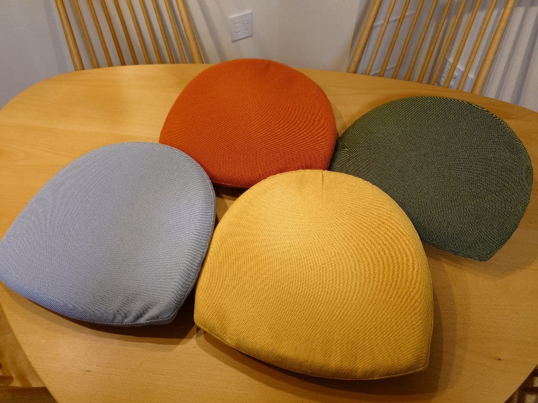 【柏木工】トライアングルテーブル・シビルチェア(クッション付き)ダイニングセット