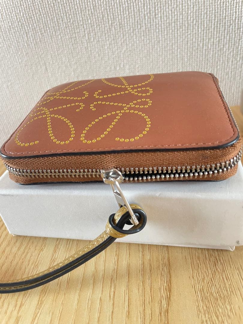 ロエベ　財布