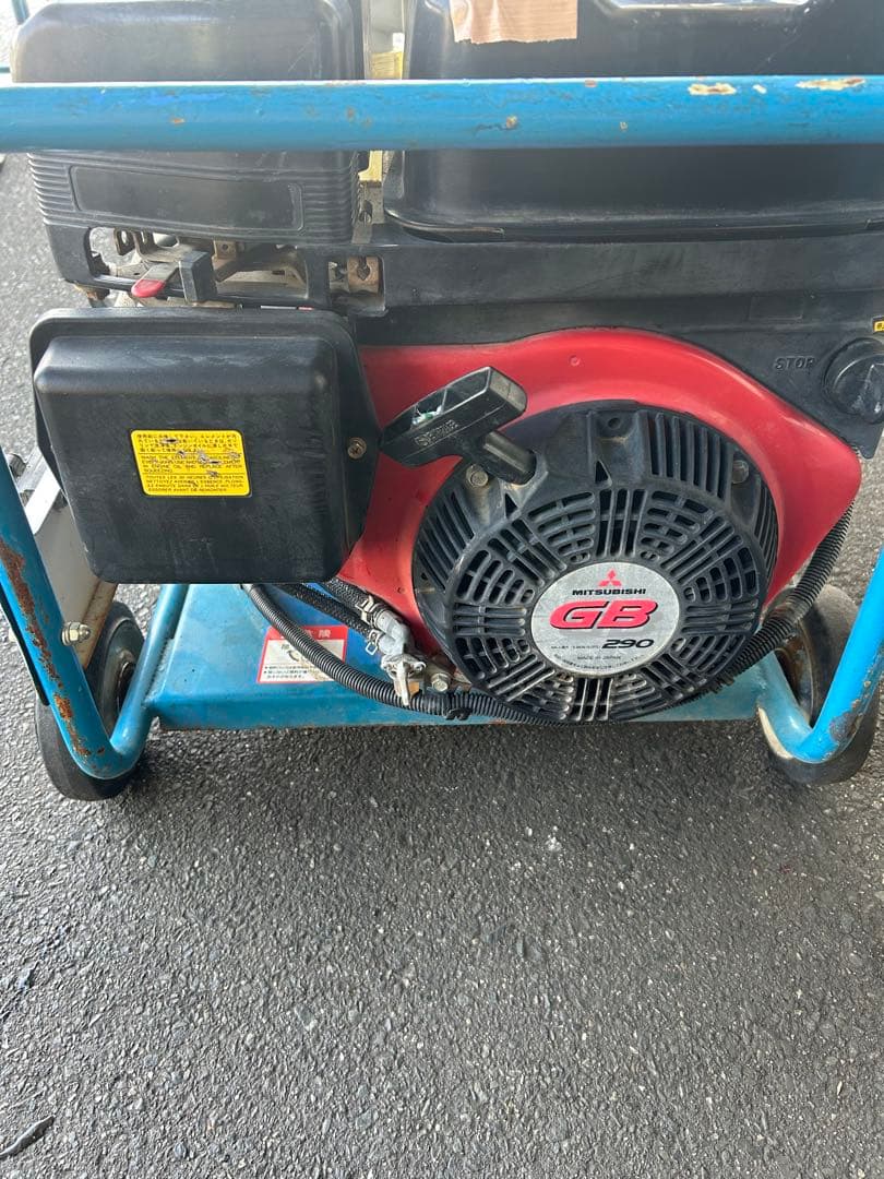 KL1☆強い☆ツルミ鶴見製作所エンジン式高圧洗浄機 多水量型 HPJ-