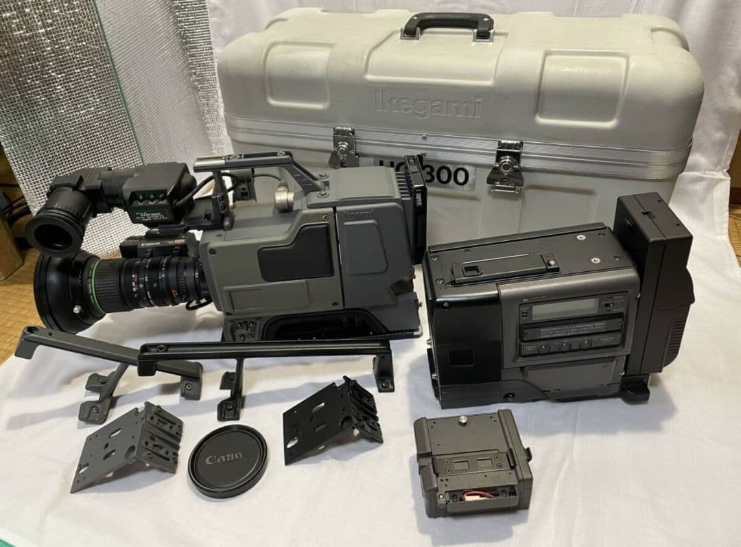 池上通信機 カメラHC-300・ビクターBR-S422ドッカブルセット【中古品】 池上通信機 カメラHC-300・ビクターBR-S422ドッカブルセット【中古品