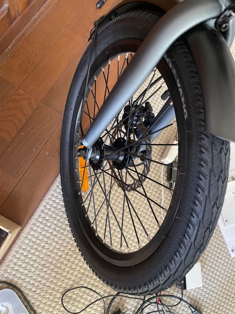 ado 20 電動アシスト自転車 走行距離は10キロ。