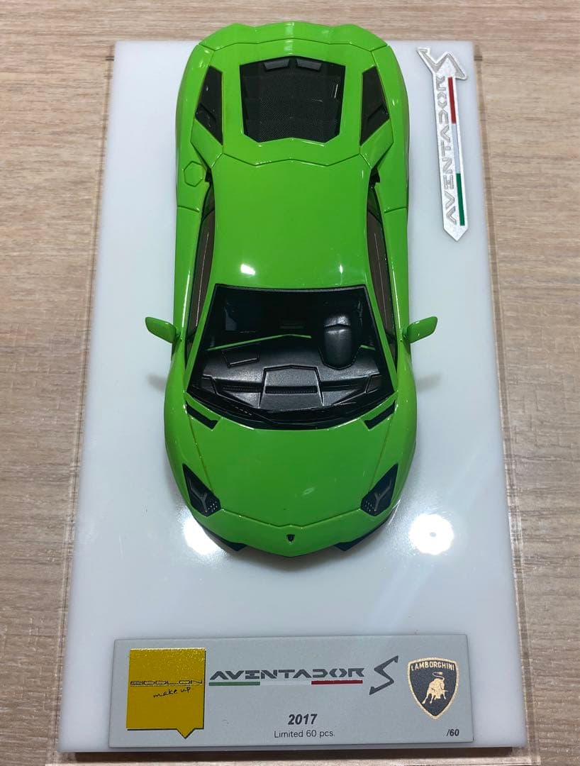 60台限定 メイクアップ　1/43 aventador 2017