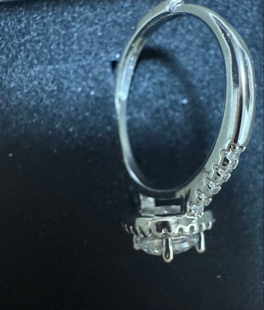 新品未使用　プラチナリング PT950 サイズ調整可能