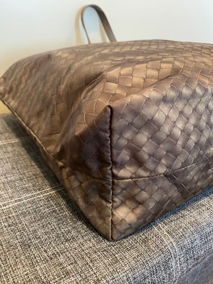 BOTTEGA VENETA ボッテガヴェネタ　イントレッチオリュージョン