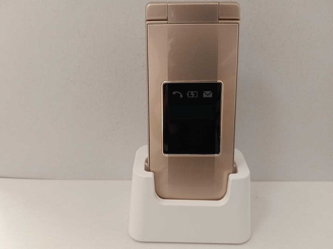 ☆ SoftBank かんたん携帯11 A207SH ゴールド - メルカリ