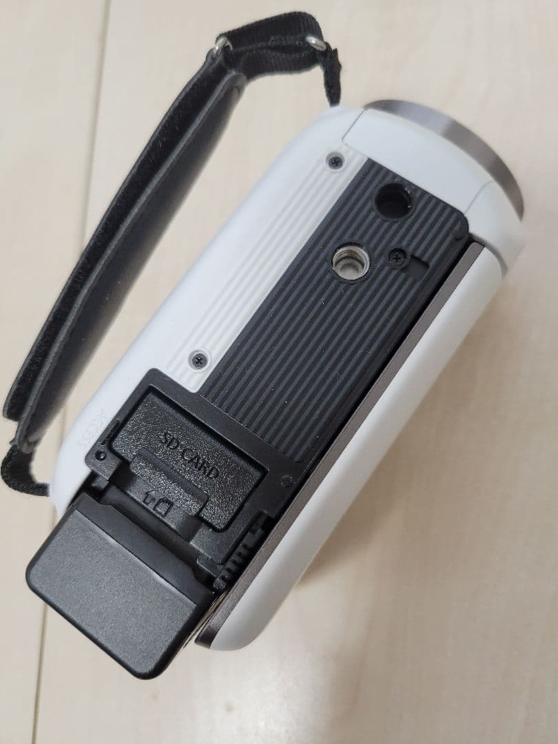 美品　Panasonic HC-V480MS ビデオカメラ・三脚セット