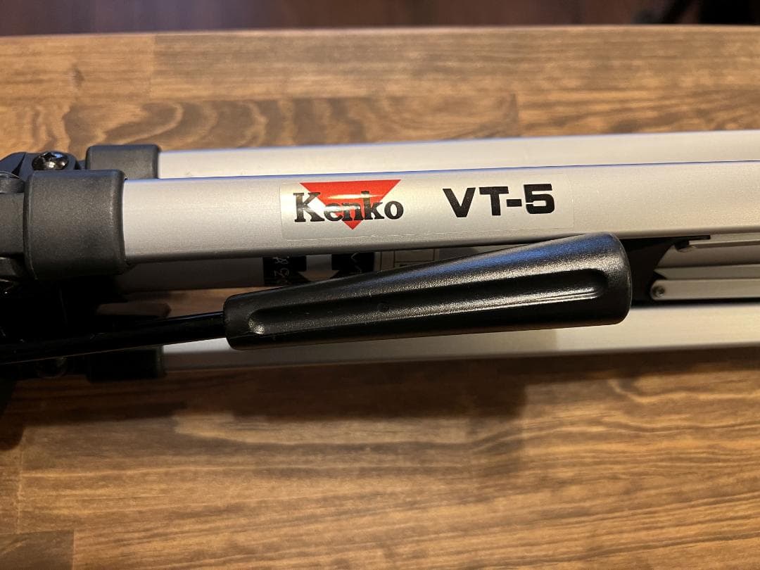 SONY HDR-CX550V ビデオカメラ +　三脚