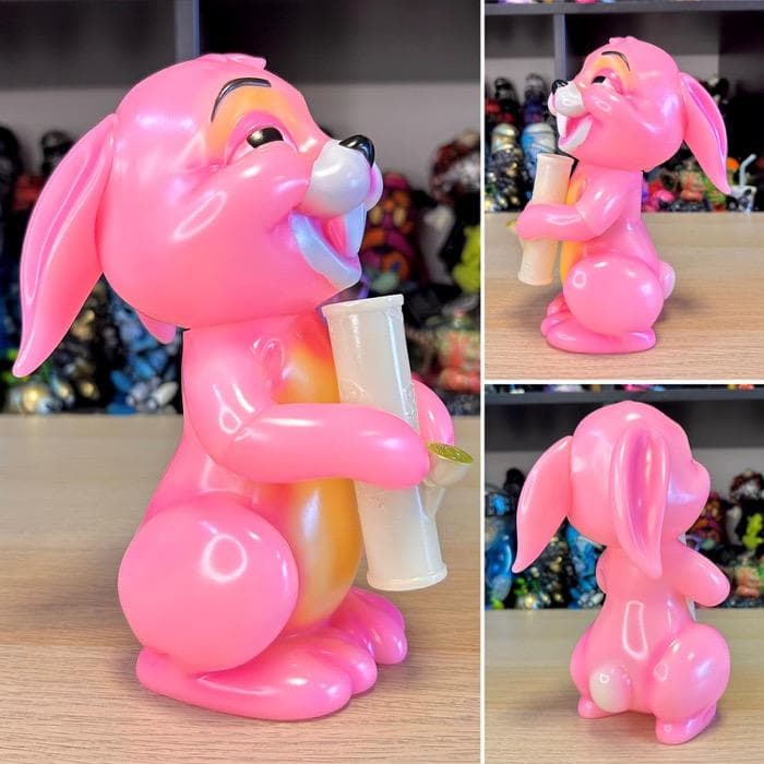 蓄光　BlackBook Toy Bong Bunny　ボングバニー ソフビ