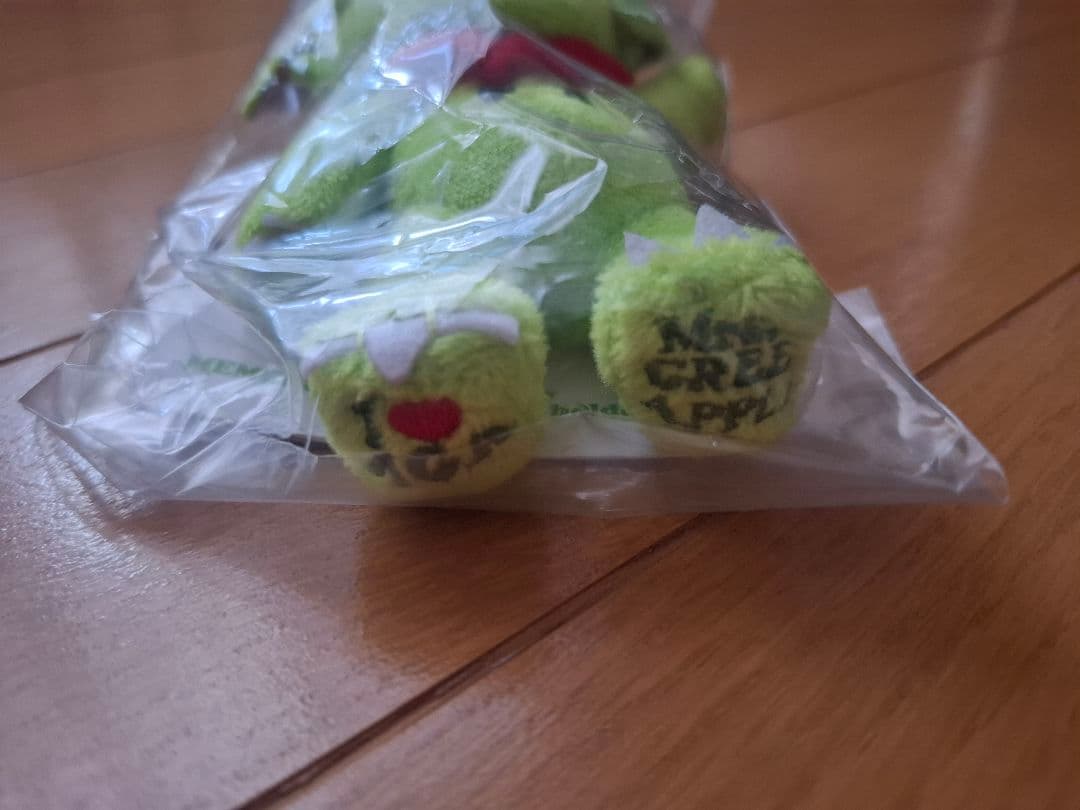 Y*e様 Mrs. GREEN APPLE　メメルキーホルダー