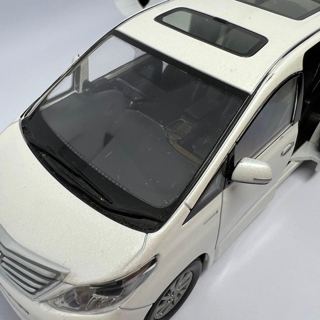 [専用]20後期 アルファード カラーサンプル 070パール 箱付き