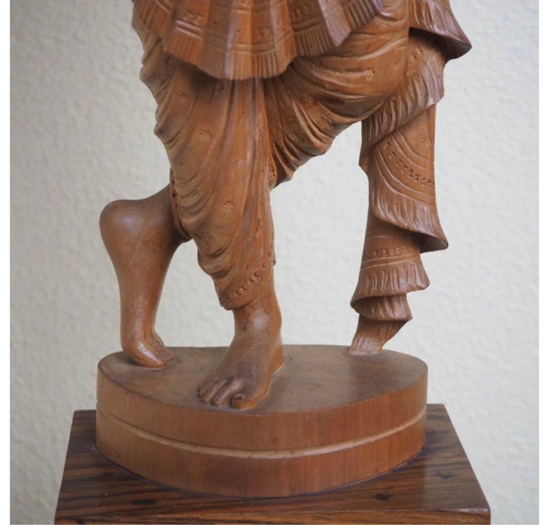 送料無料 時代物 老山白檀香木インド白檀細密彫刻女神像高さ