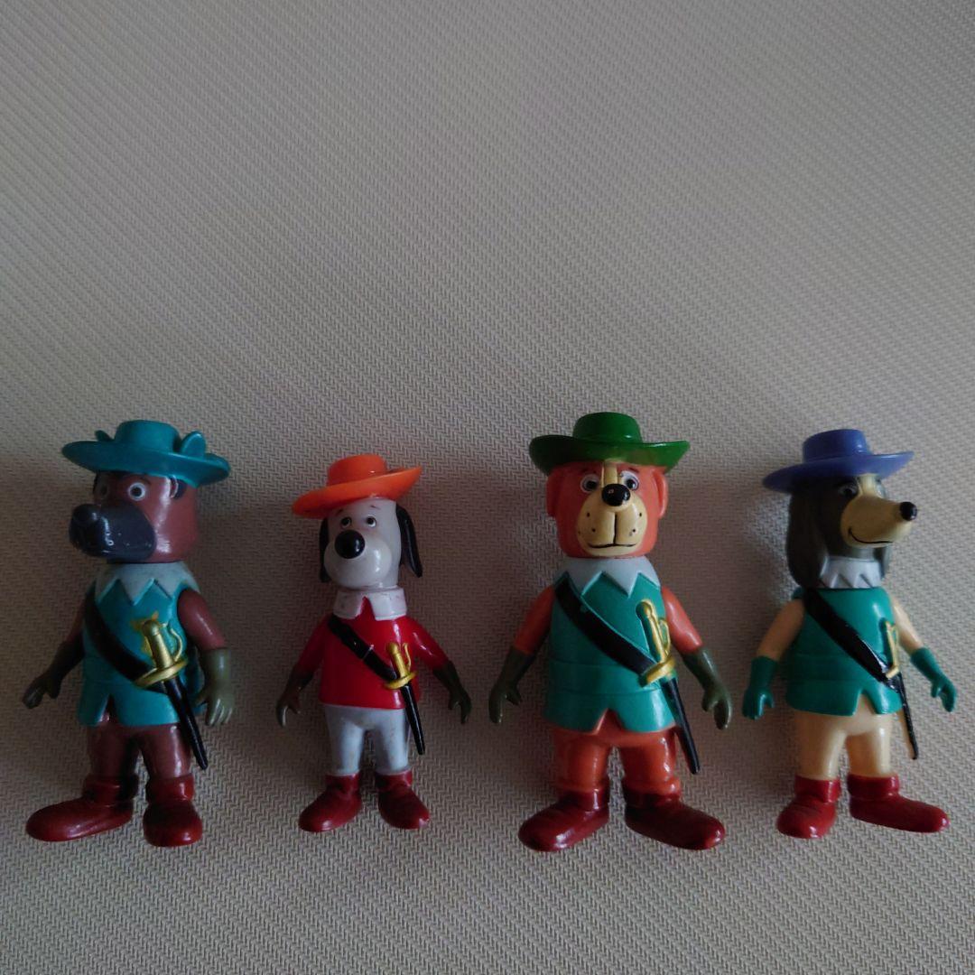 ワンワン三銃士 フィギュア 4体セット 箱付き