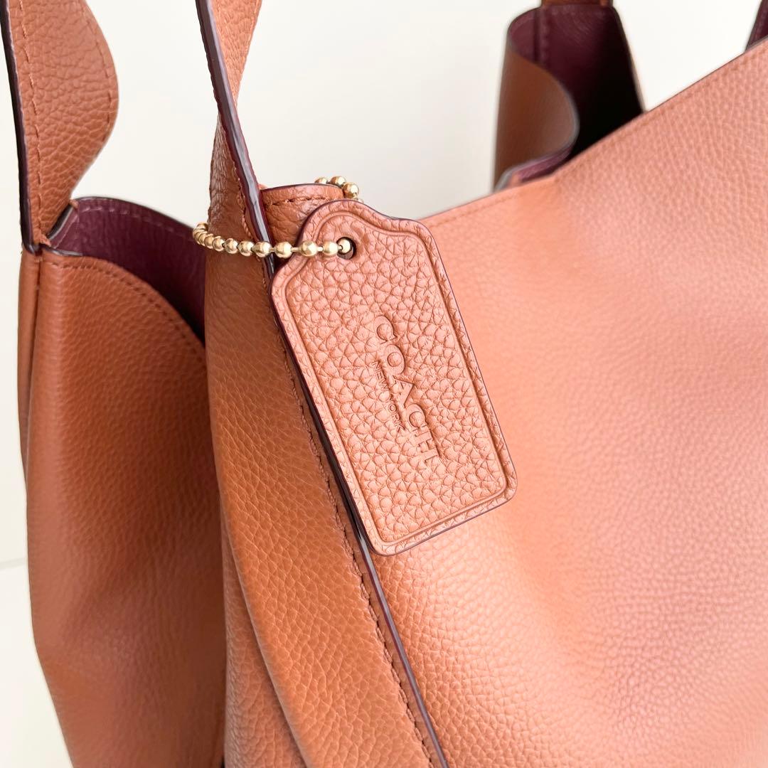 コーチ COACH ハンドバッグ ハドリー ホーボー レザー ほぼ新品