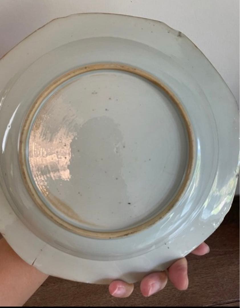 中国古美術品清の乾隆時代青花粉彩人物皿本物保証 22cm