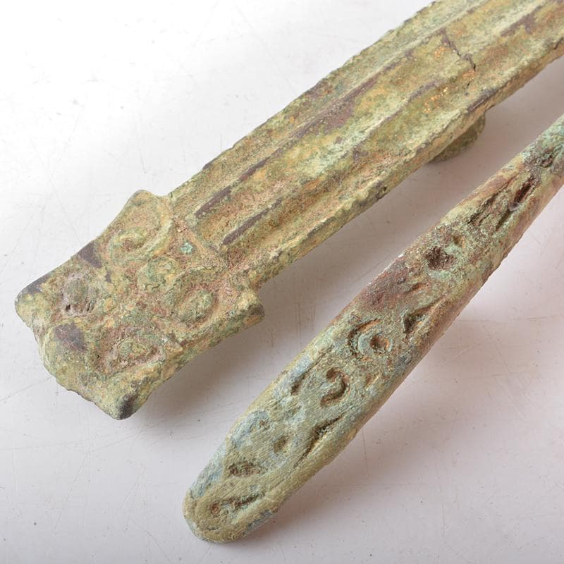 中国　古銅青銅　帯鈎　筆架　2点まとめて　V　R6064