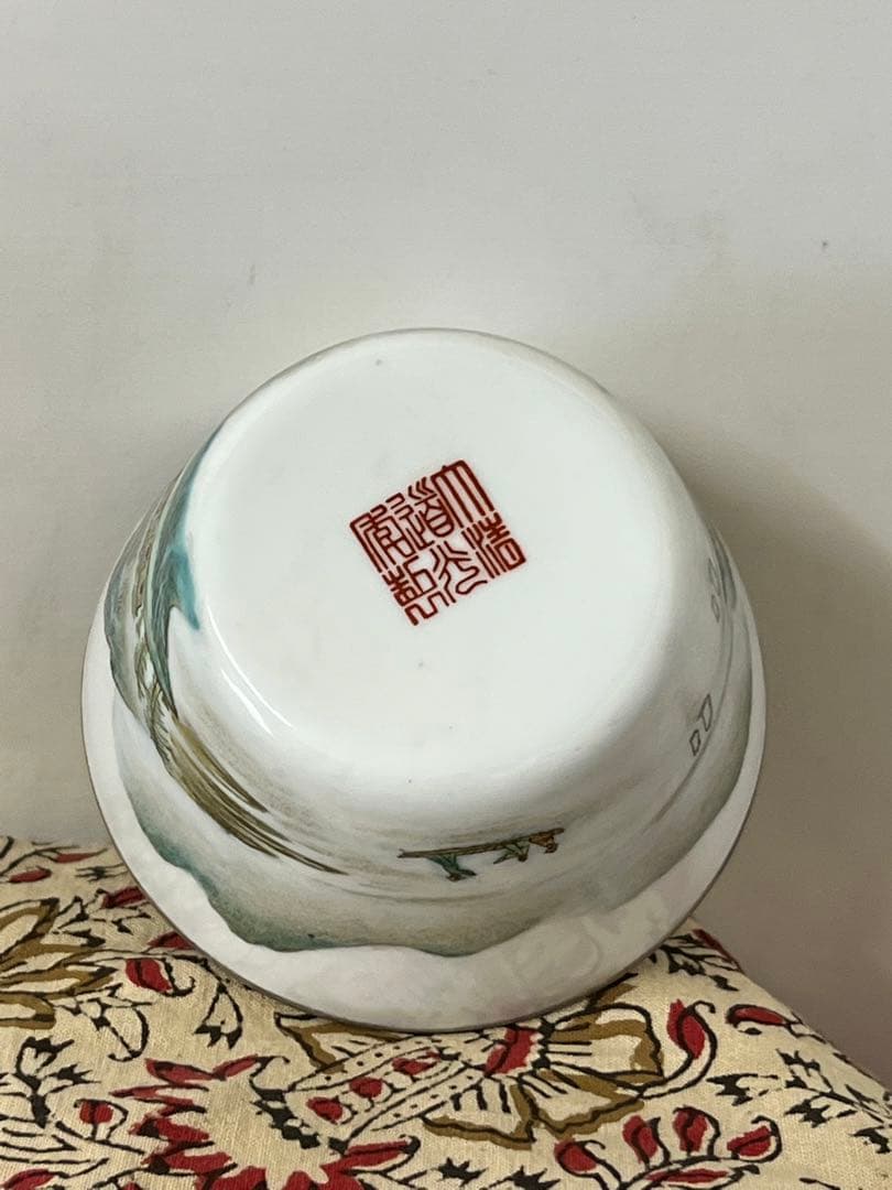 古美術• 手描粉彩山水人物水盂•【大清道光年製】在銘 • 時代物 XG55