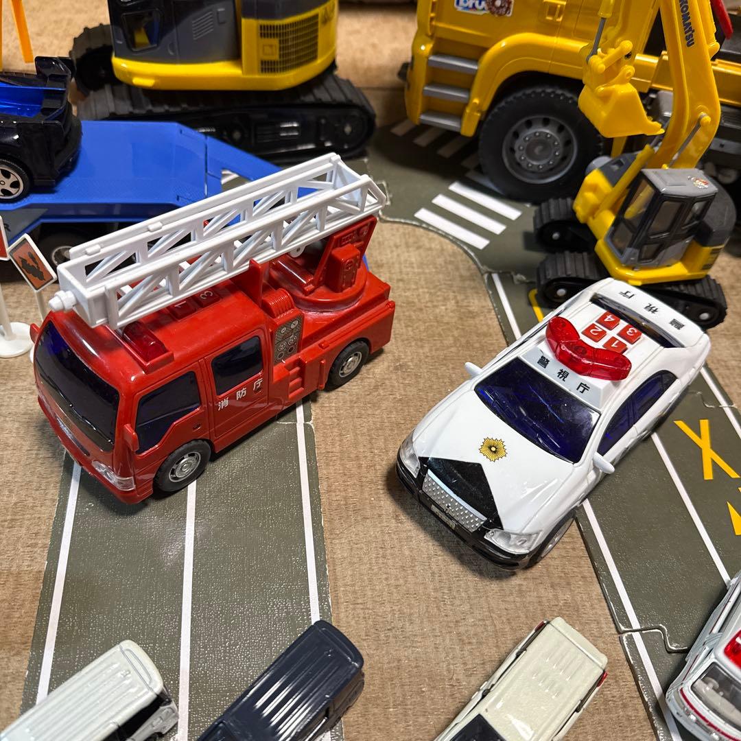 ブルーダーのMAN クレーントラック　カーズ他