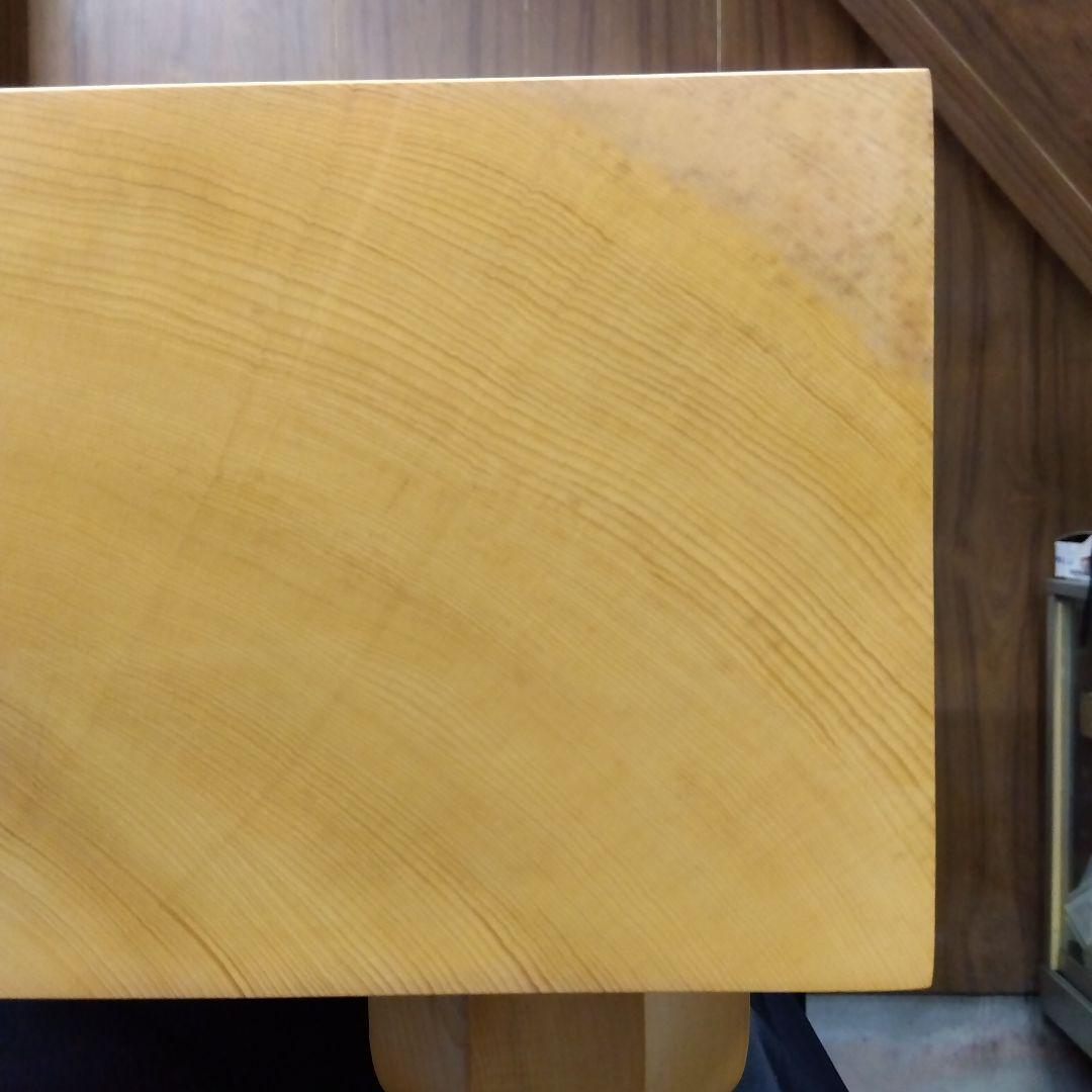 【国産　本榧　5寸碁盤　木表　板目】