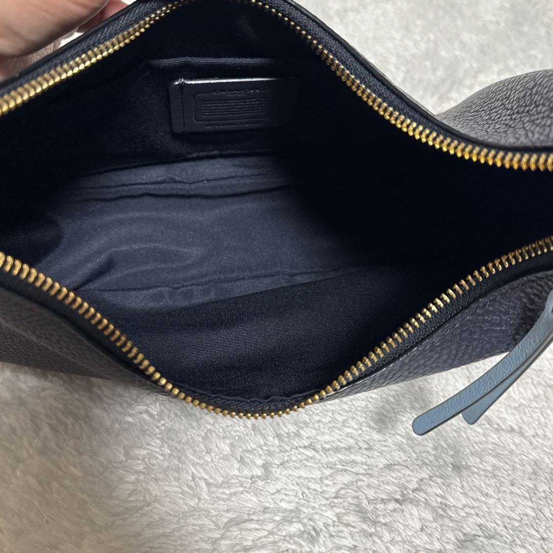 【希少✨️】COACH コーチ ワンショルダーバッグ ベイリー ホーボー ネイビー