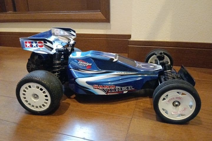 DT-02　サンドバイパー　ボディ　DT02　シャーシ　ラジコン　ジャンク扱い