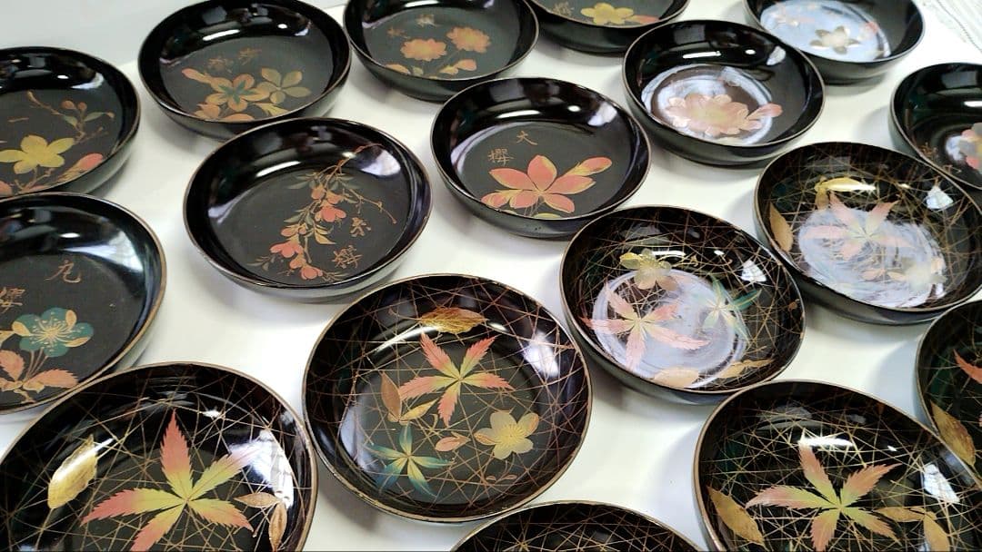花見皿　桜の漆小皿20枚　漆　桜づくし　銘々皿　蒔絵　桜　骨董　VINTAGE
