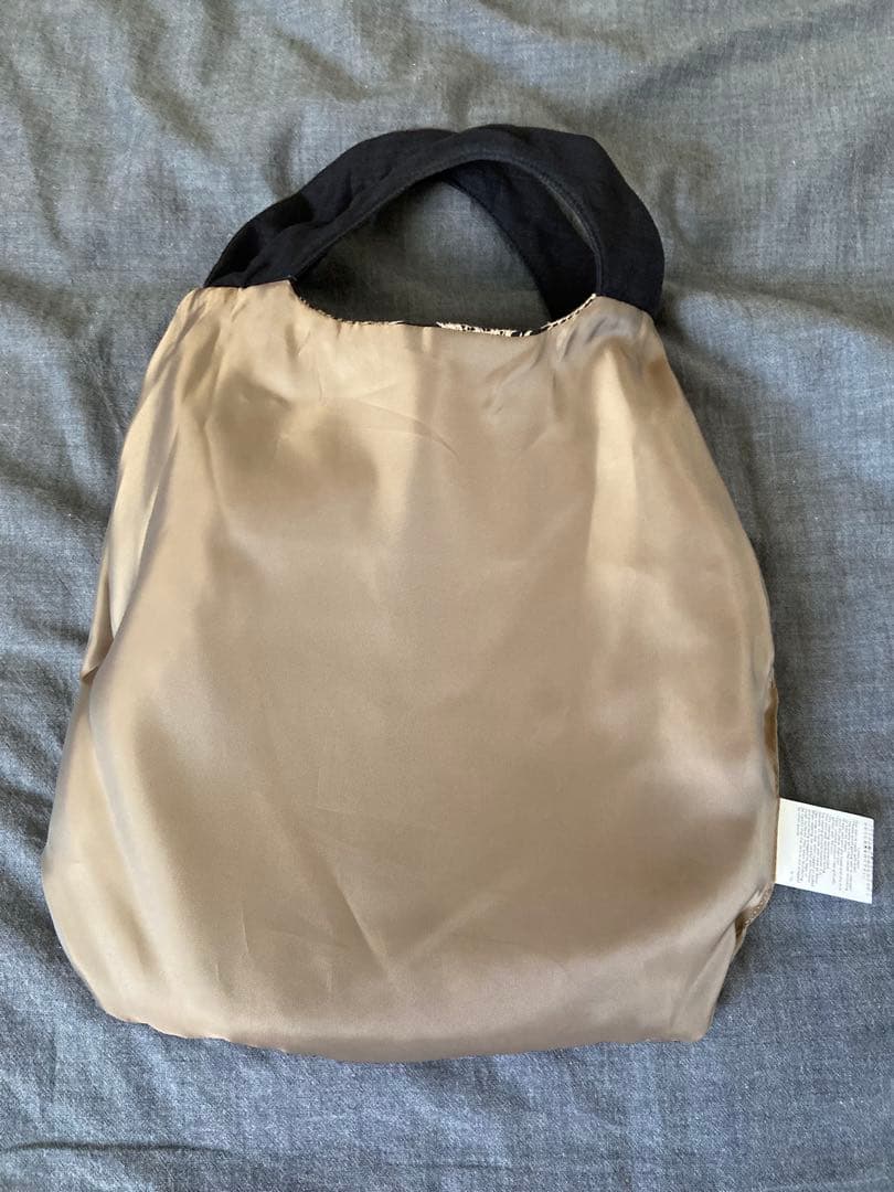 ミナペルホネン land theater エッグバッグ