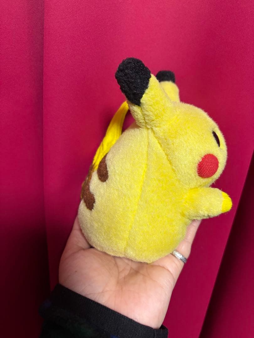 ピカチュウ ぬいぐるみ 初期 TOMY お腹を押すと鳴る