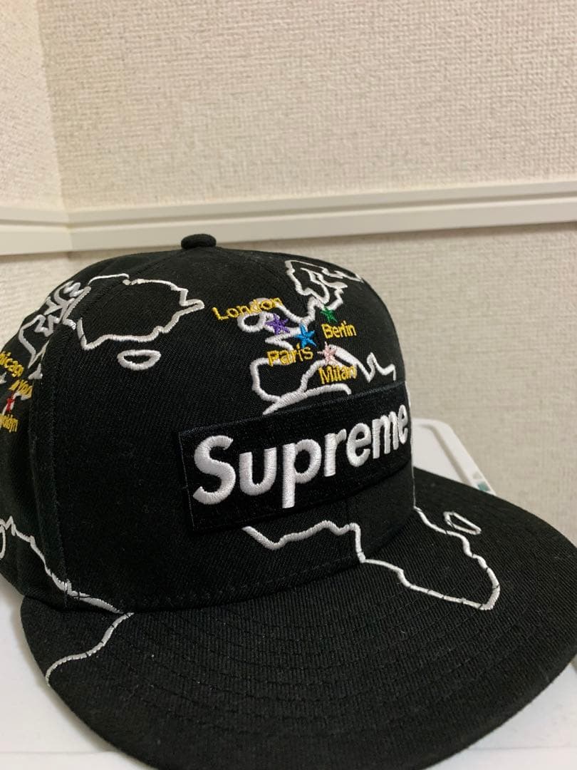 Supreme Worldwide Box Logo New Era