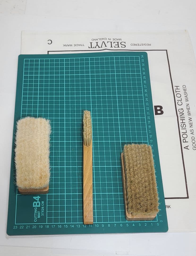 JOHN LOBB　シューケア　ブラシ　ケアマット