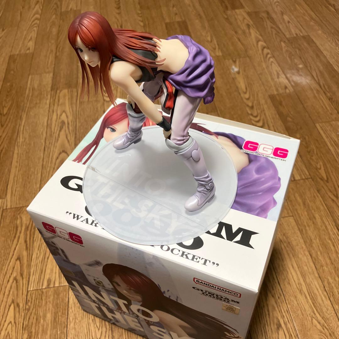 クリスチーナ・マッケンジーフィギュア