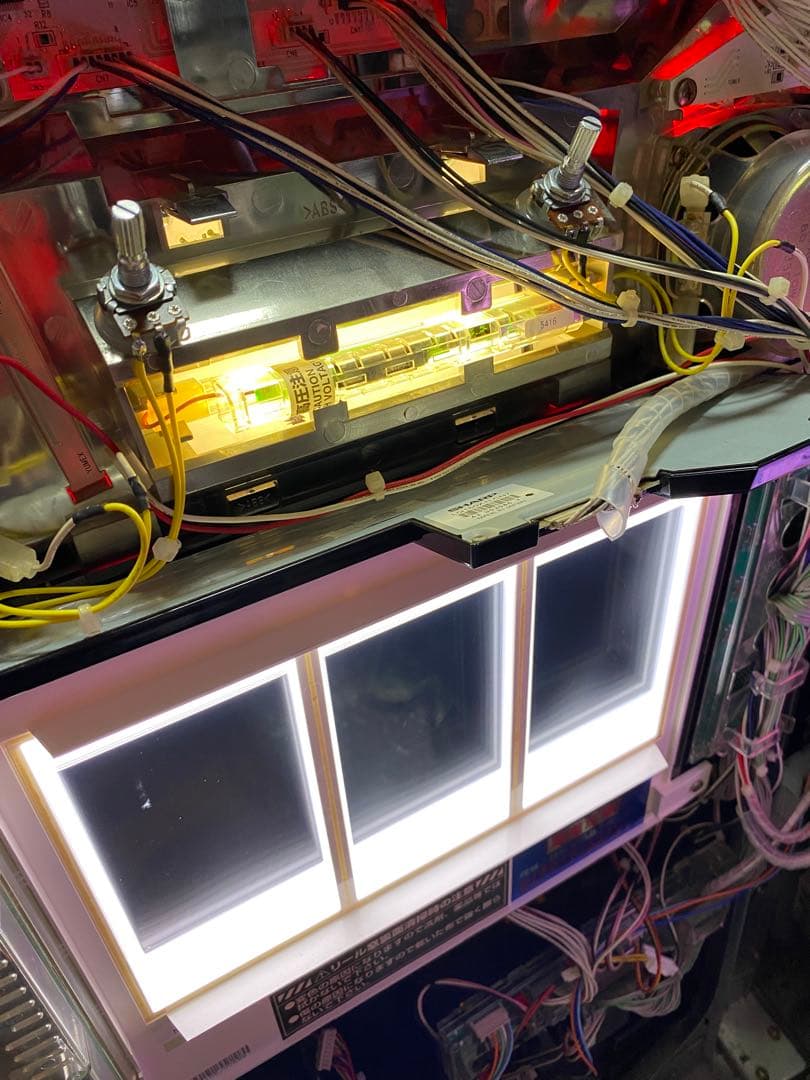 レア】【パチスロ】デビルマン 5号機初代【実機】 - メルカリ