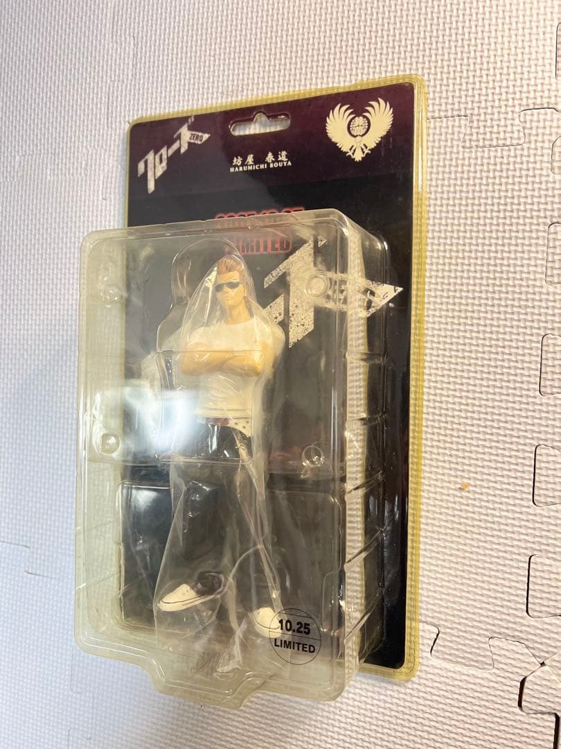 ［美品］クローズ フィギュア 坊屋 春道 20 高橋ヒロシ 画業20周年 記念BOX 『クローズ』坊屋春道フィギュア