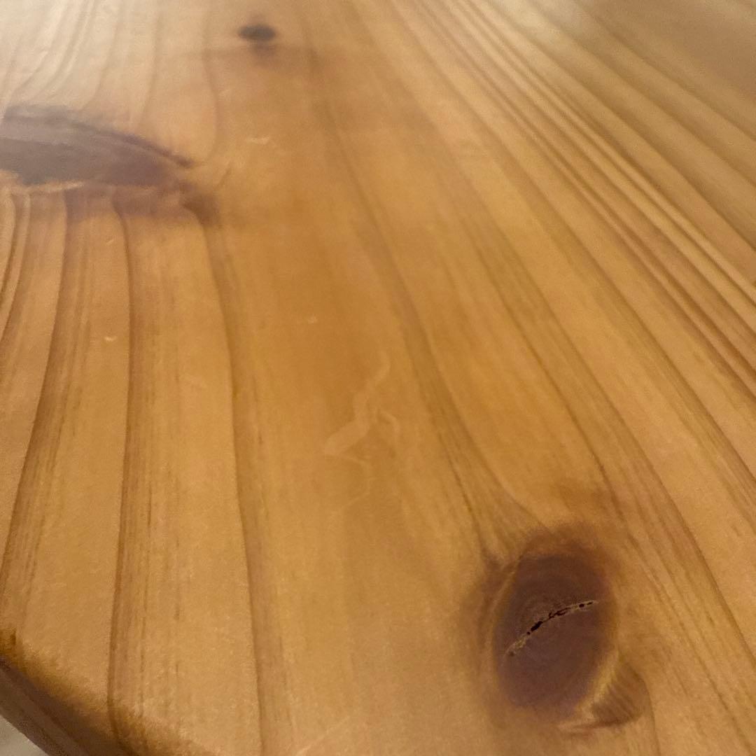 KANADEMONO テーブル