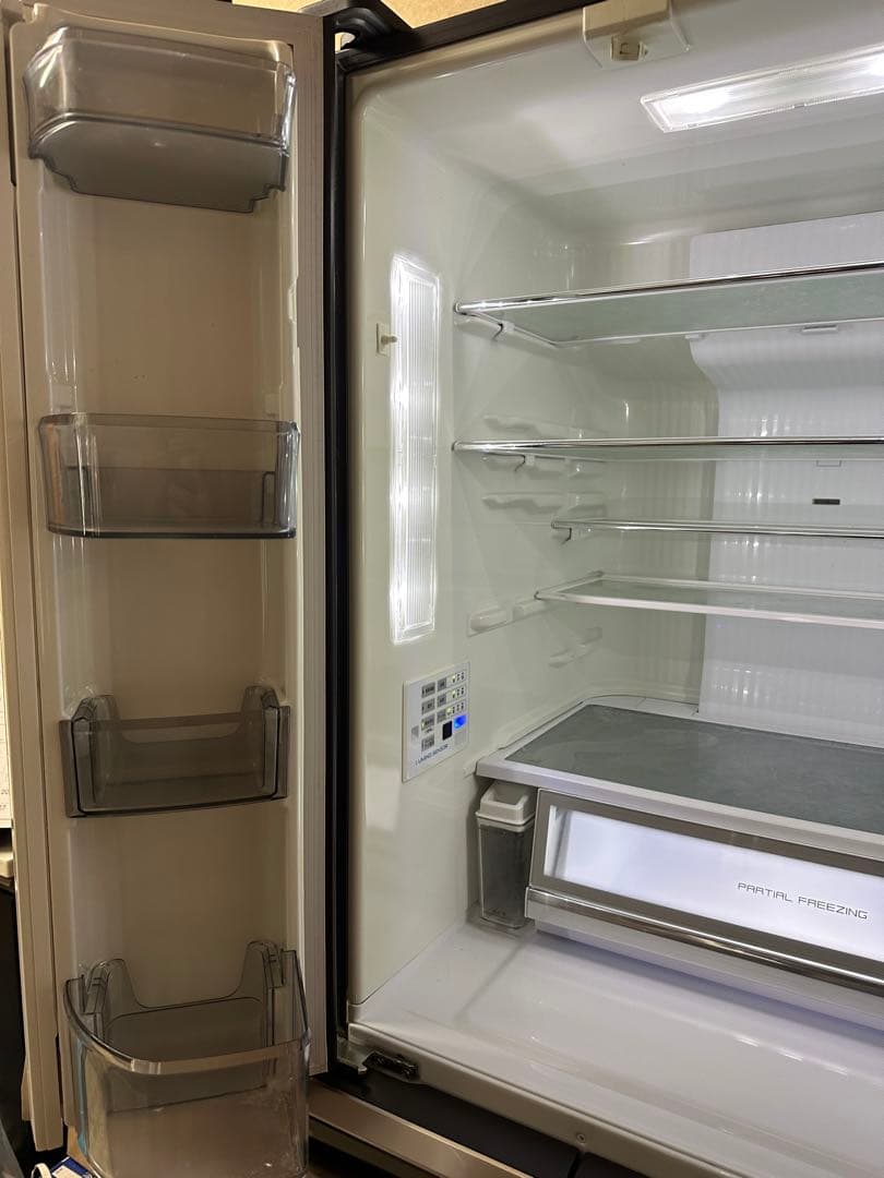 パナソニック ノンフロン冷凍冷蔵庫 NR-F561XPV-X