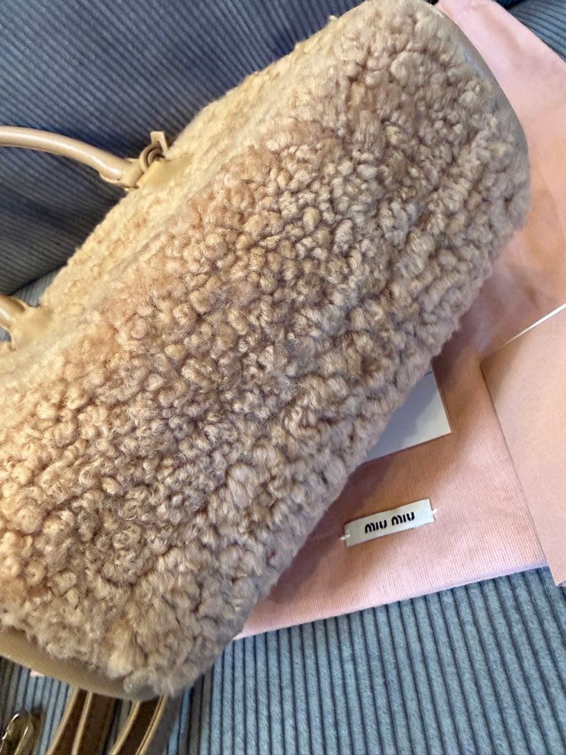miu miu ハンドバッグ ミュウミュウ シープファー　ファー
