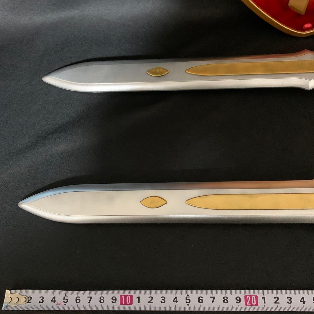 ドラゴンクエスト ロトの剣 ロトの盾リペイント - メルカリ