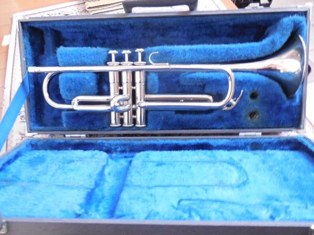 YAMAHA YTR-135 トランペット シルバー 銀 本体 管楽器 ケース付