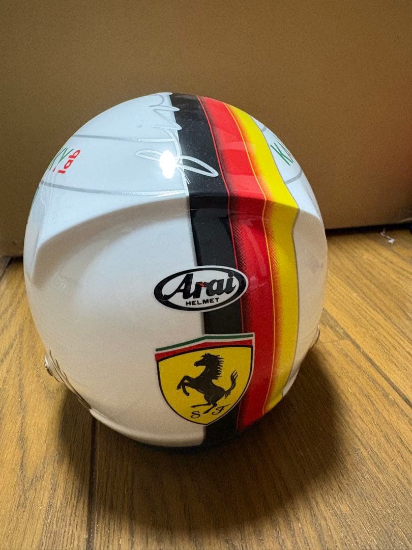 S.ベッテル　フェラーリ　1/2スケールヘルメット