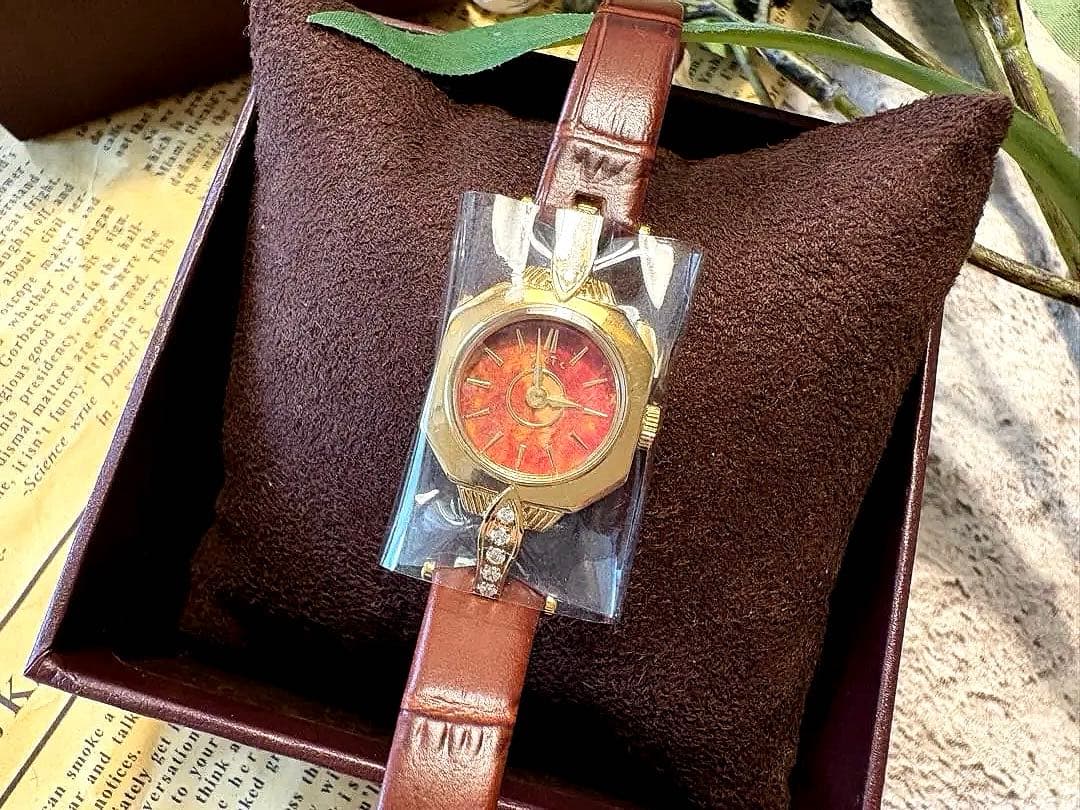 アガット アンバー 琥珀 腕時計 新品未使用 - メルカリ