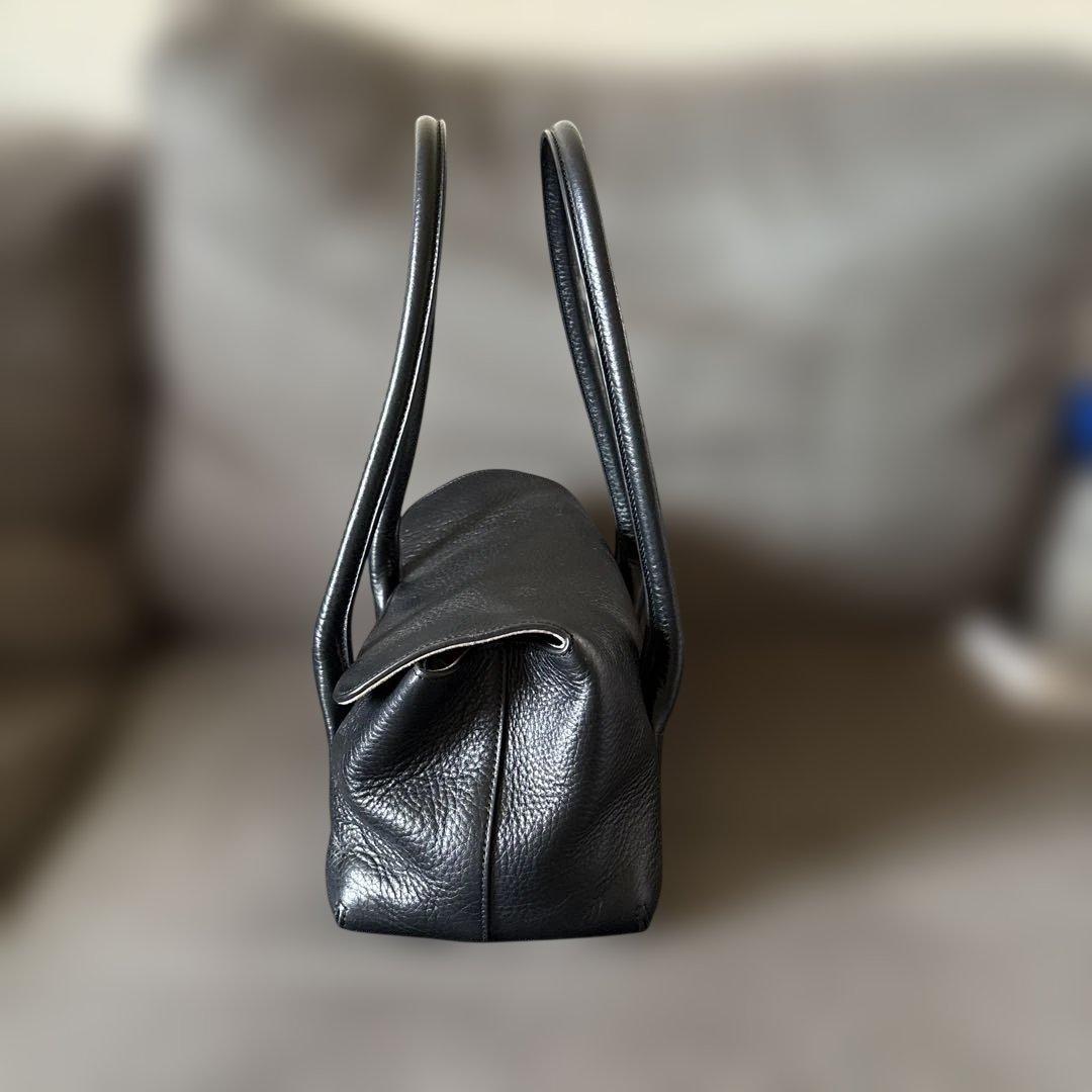 【HIROFU ヒロフ】ペルーシェSハンドバック　ブラックレザー　冠婚葬祭　美品