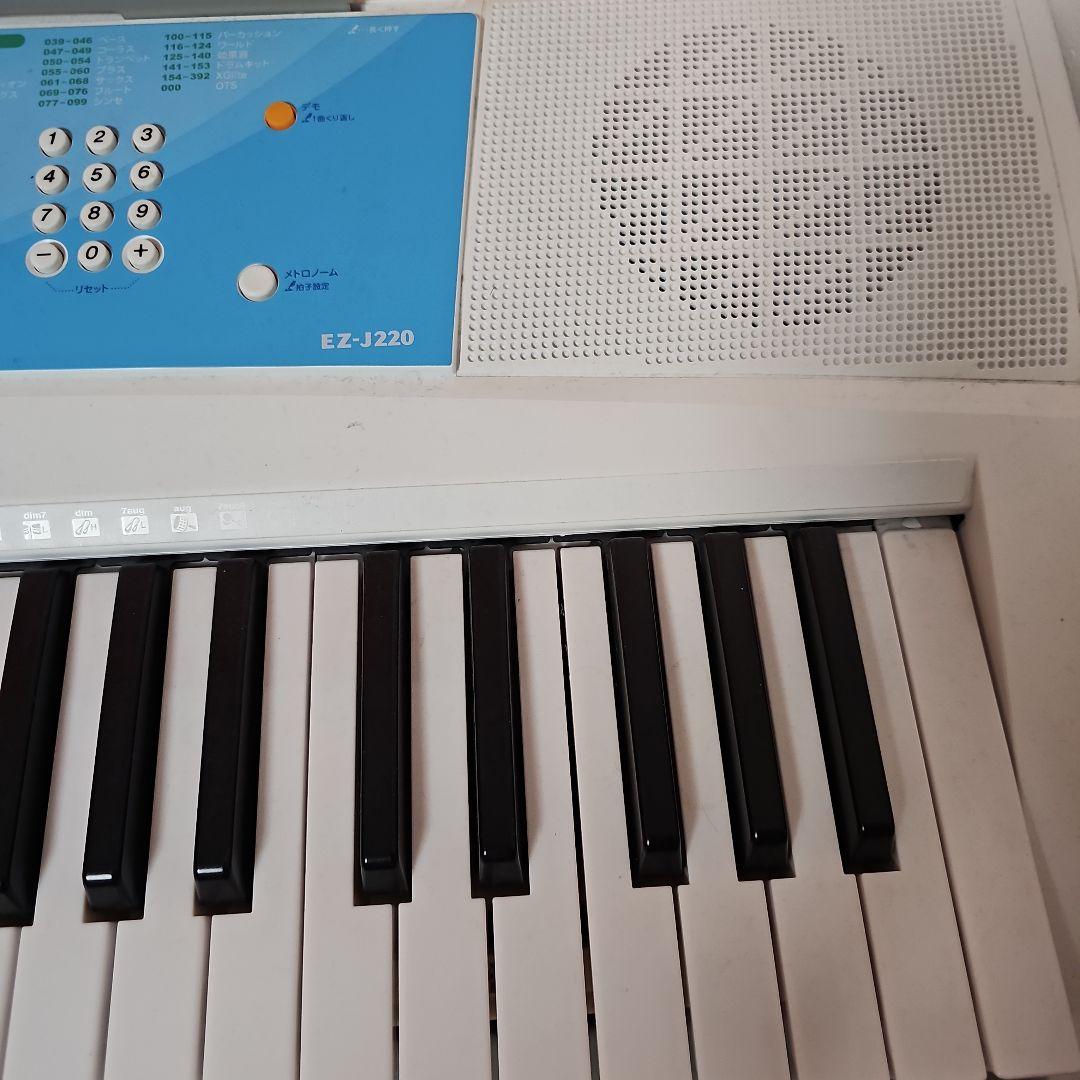 YAMAHA 電子キーボード ポータトーン EZ-J220 61鍵盤