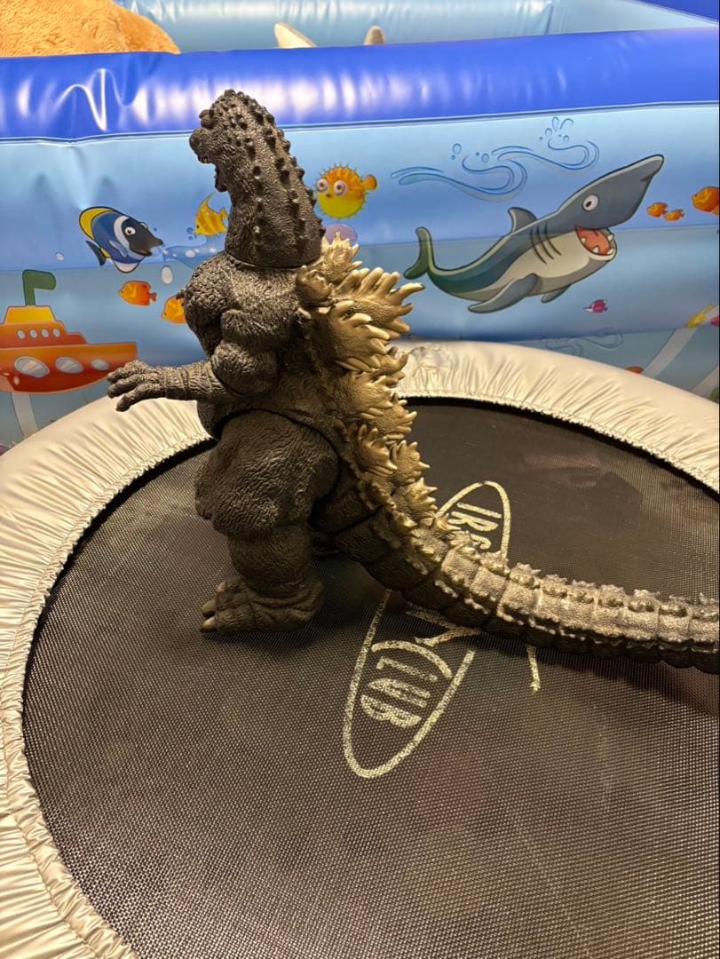 バンダイ ゴジラ３体　フィギュア 1991年製 1986年製　大型