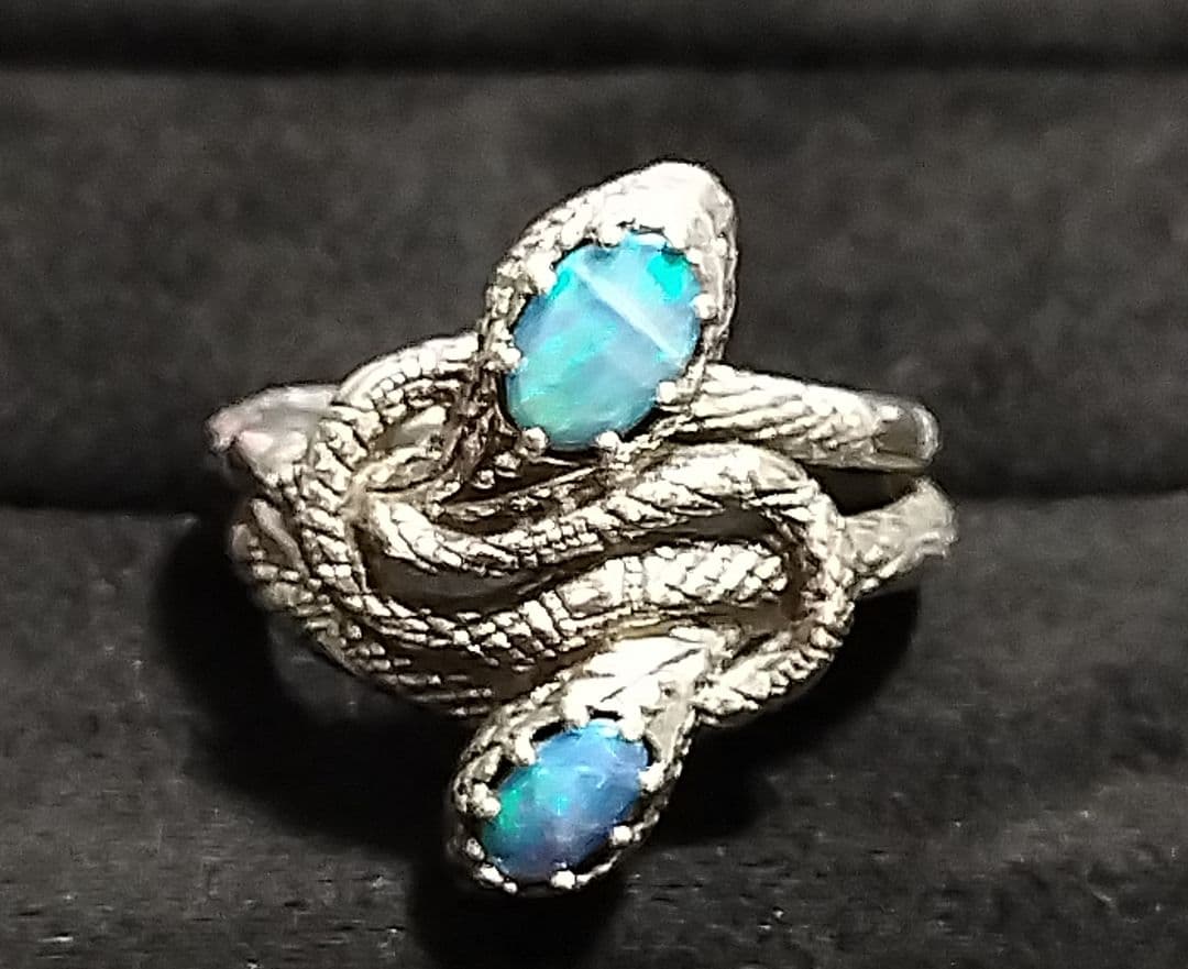 蛇 指輪 ブラックオパール×リング・スーネトリア シルバー925 磯山ジュエリー